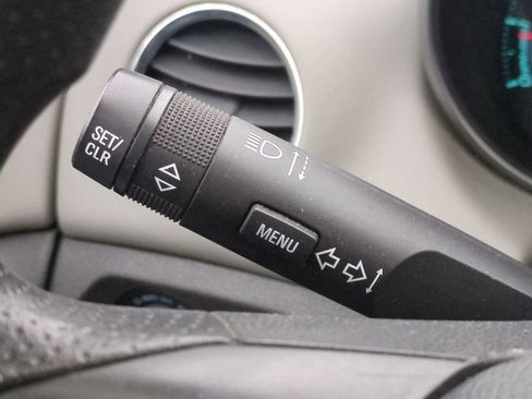 Used 2011 Chevrolet Cruze LS image 24