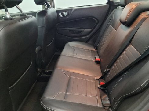 Used 2016 Ford Fiesta Titanium FWD image 18