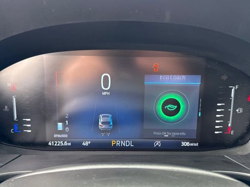 Used 2023 Ford Escape ST-Line image 15