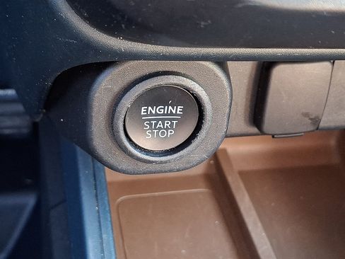 Used 2022 Ford Maverick Lariat w/ Equipment Group 500A Standard AWD/4WD image 24