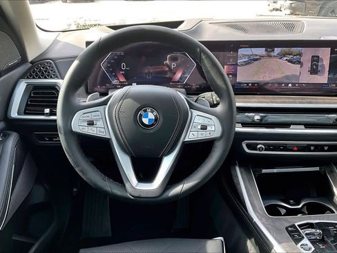 Used 2026 BMW X7 xDrive40i image 6