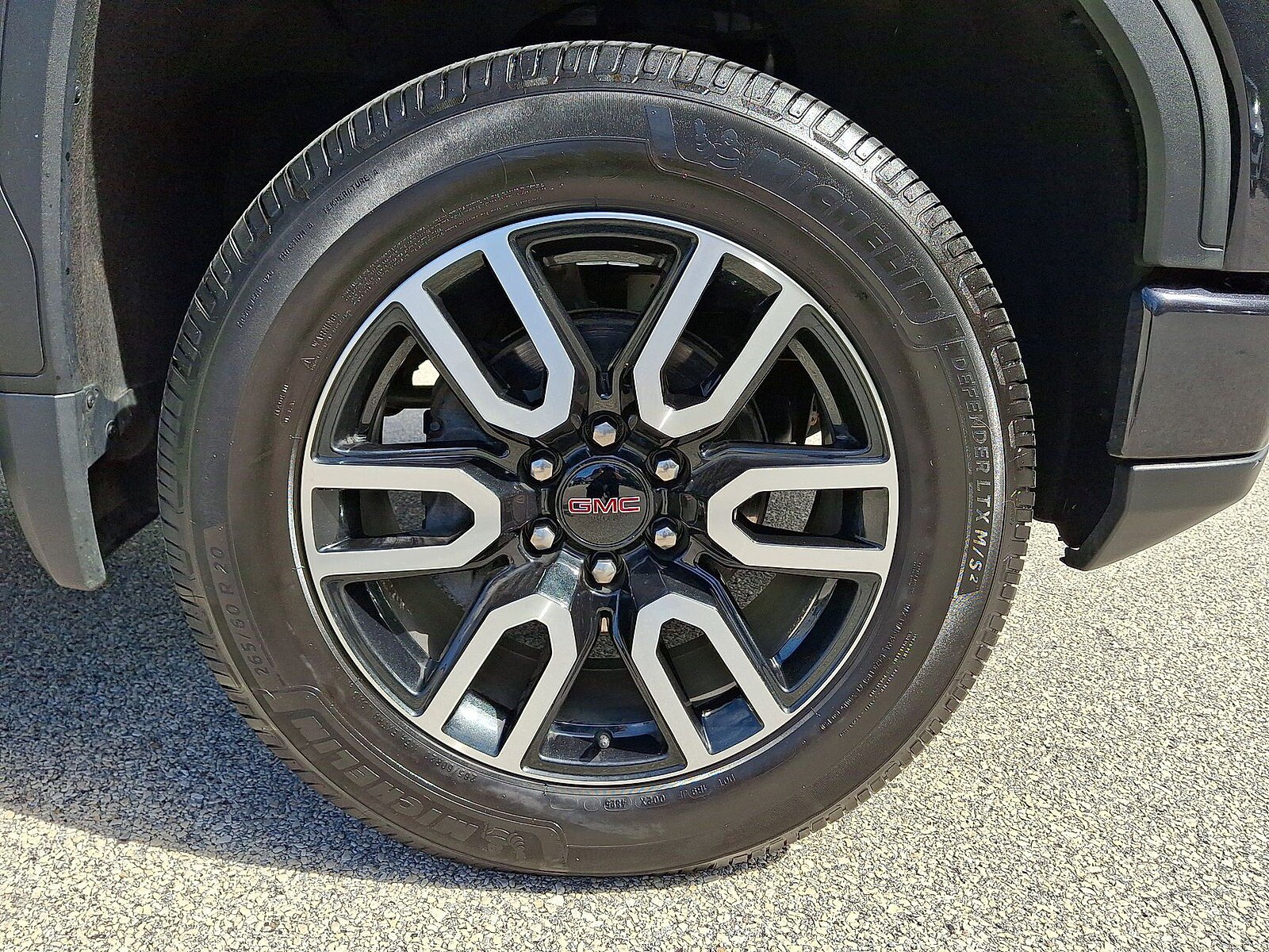 Used 2023 GMC Sierra 1500 AT4 w/ AT4 Premium Package AWD/4WD image 27