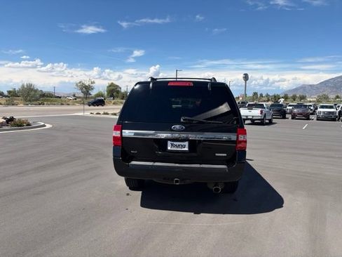Used 2016 Ford Expedition EL XLT w/ Equipment Group 202A AWD/4WD image 4