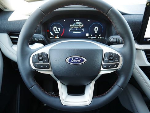 New 2026 Ford Explorer Active w/ Active Comfort Package AWD/4WD image 19
