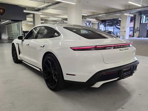 Used 2020 Porsche Taycan Turbo image 4