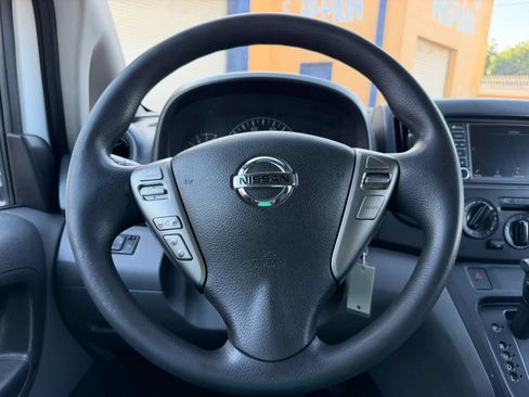 Used 2020 Nissan NV200 SV w/ Back Door Glass Package FWD image 18