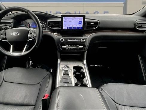 Used 2020 Ford Explorer Limited image 9