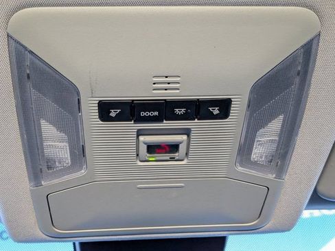 Used 2020 Toyota RAV4 LE FWD image 29