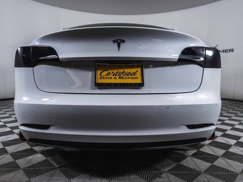 Used 2021 Tesla Model 3 Standard Range Plus image 7