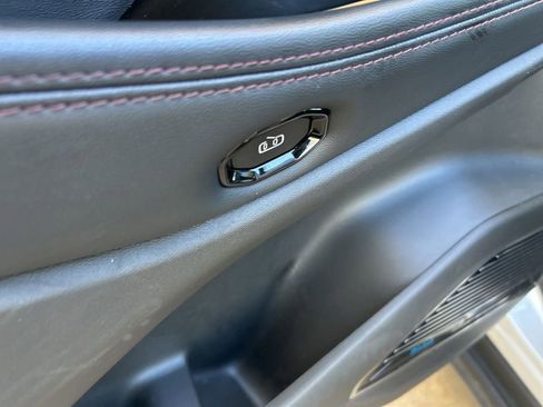 Used 2024 Jeep Wagoneer Launch Edition image 52