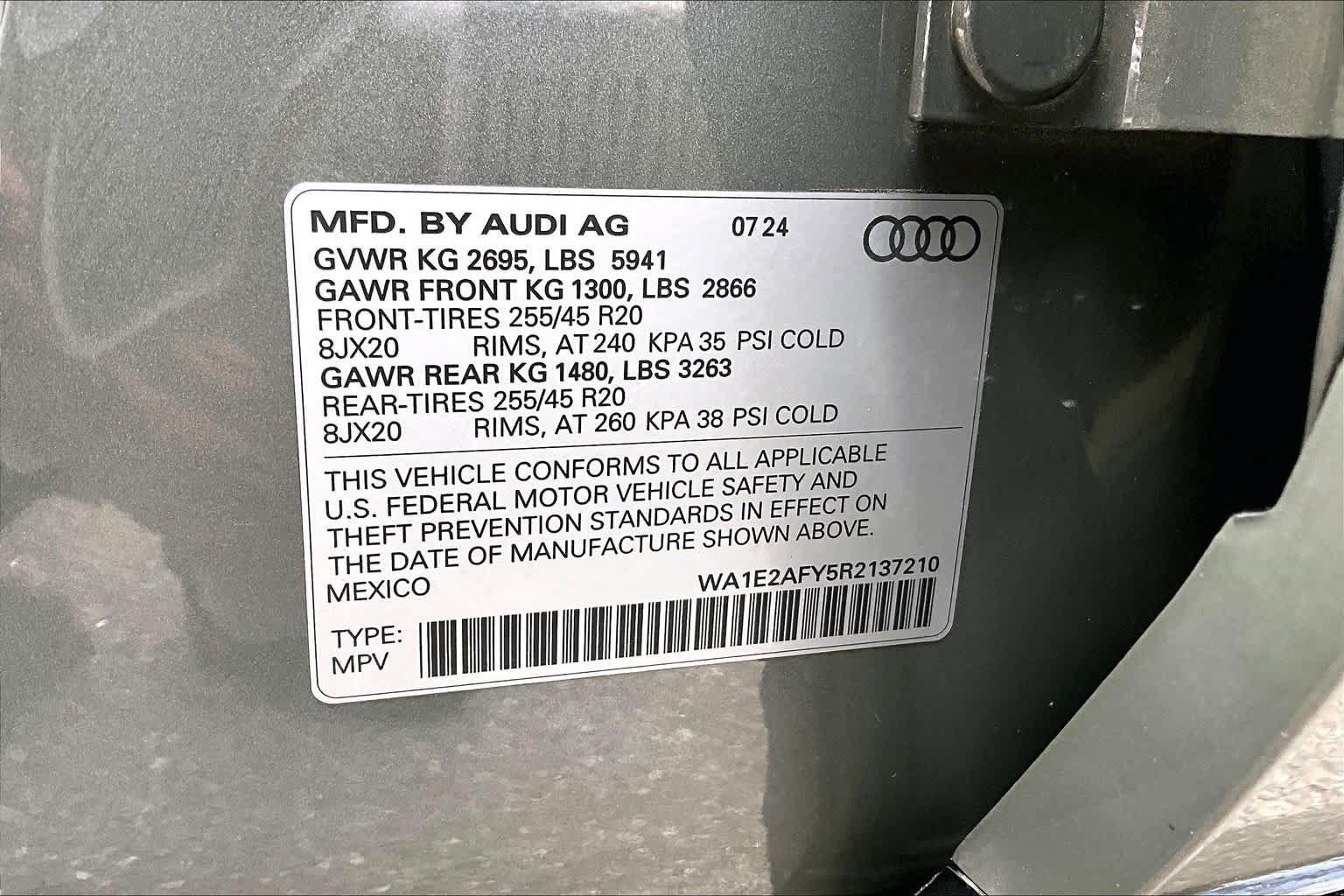 Used 2024 Audi Q5 e Premium Plus w/ Premium Plus Package AWD/4WD image 37