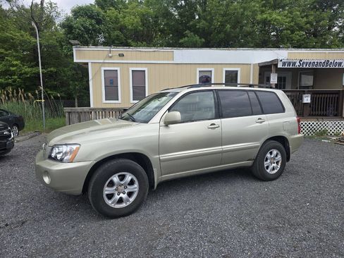 Used 2002 Toyota Highlander Limited AWD/4WD image 2