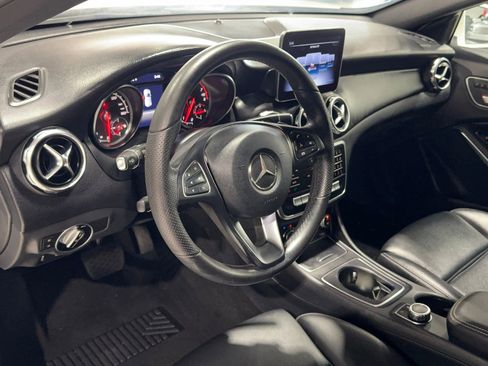 Used 2019 Mercedes-Benz GLA 250 image 19