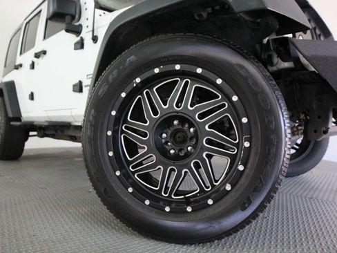 Used 2016 Jeep Wrangler Unlimited Sport w/ Quick Order Package 24S AWD/4WD image 17