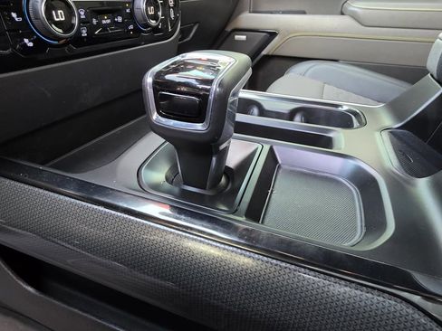 Used 2024 Chevrolet Silverado 1500 ZR2 w/ Technology Package image 34