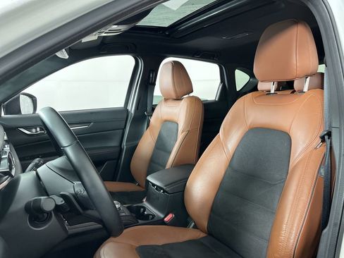 Used 2024 MAZDA CX-5 Carbon Edition image 11