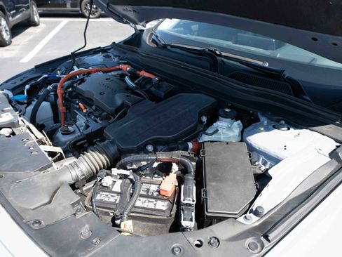 Used 2021 Honda Accord Touring image 32