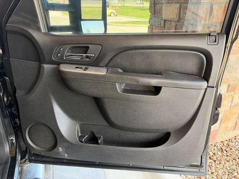 Used 2011 GMC Sierra 2500 SLT w/ SLT Convenience Package AWD/4WD image 19