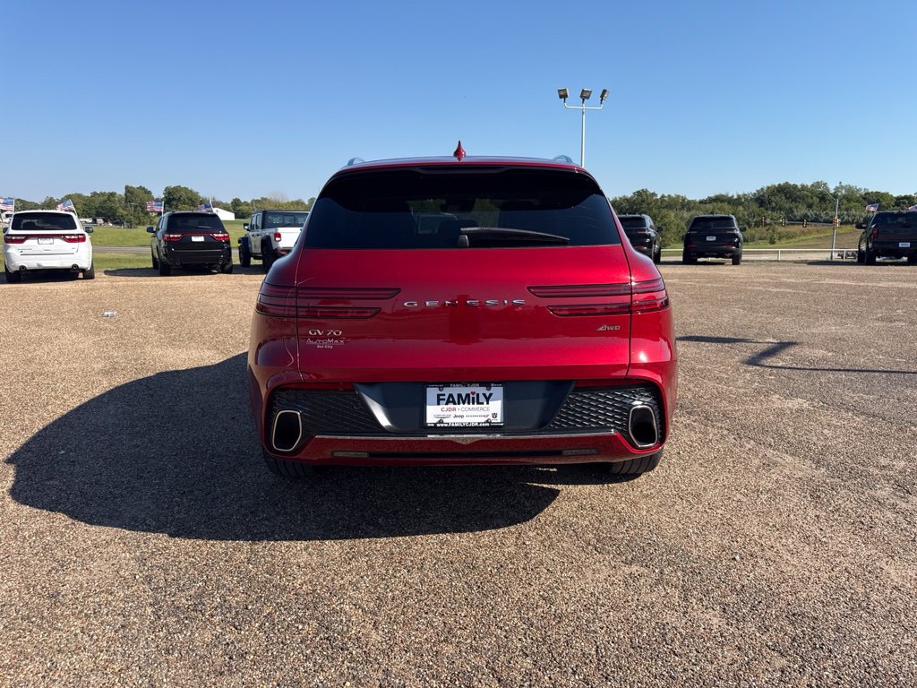 Used 2022 Genesis GV70 2.5T AWD/4WD image 11