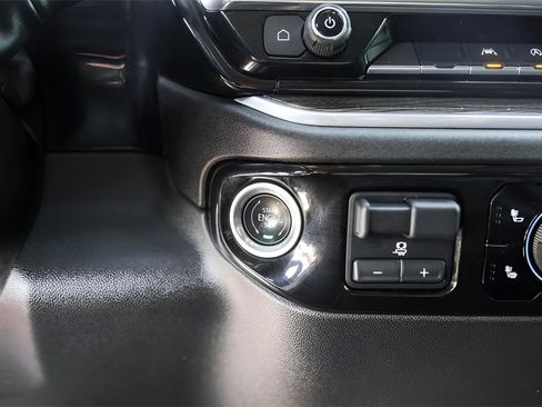 Used 2022 Chevrolet Silverado 1500 LT image 21