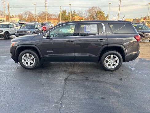Used 2019 GMC Acadia SLE image 15