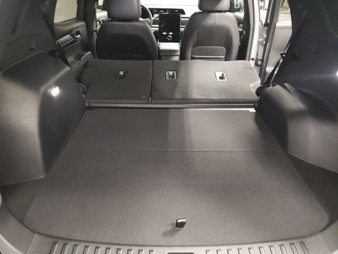 New 2027 GMC Terrain Elevation w/ Elevation Premium Package AWD/4WD image 14