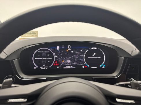 Certified 2024 Porsche Cayenne Coupe AWD/4WD image 21