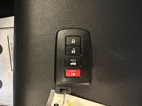 Used 2017 Toyota Corolla XSE w/ Carpet Mat Package (TMS) FWD image 17