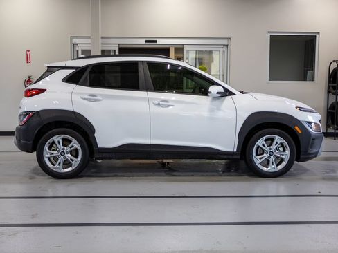 Used 2023 Hyundai Kona SEL w/ Cargo Package AWD/4WD image 6