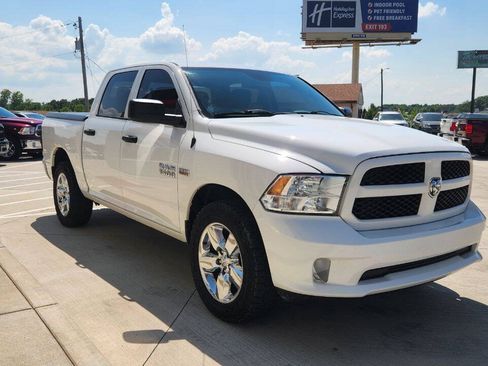 Used 2014 RAM 1500 Express AWD/4WD image 8