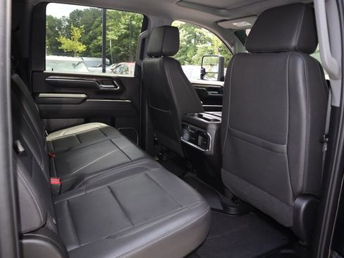 Used 2024 Chevrolet Silverado 2500 LTZ w/ LTZ Plus Package image 18