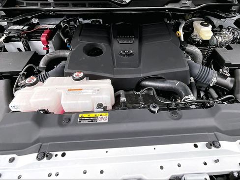 Certified 2025 Toyota Tundra SR5 image 30