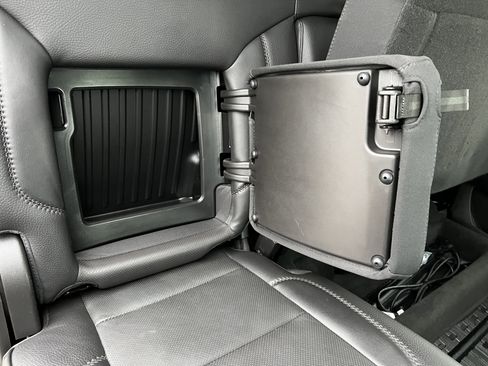 Used 2023 GMC Sierra 1500 Denali w/ Denali Reserve Package image 18