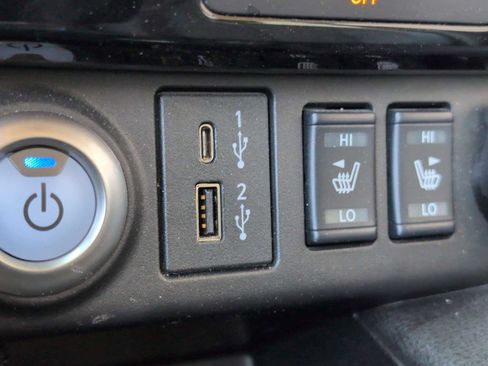 Used 2020 Nissan Leaf SL Plus w/ Protection Package FWD image 31