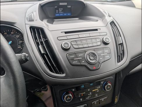 Used 2017 Ford Escape SE w/ SE Sport Appearance Package FWD image 16