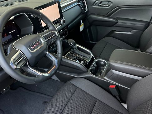 New 2026 GMC Canyon Elevation RWD image 8