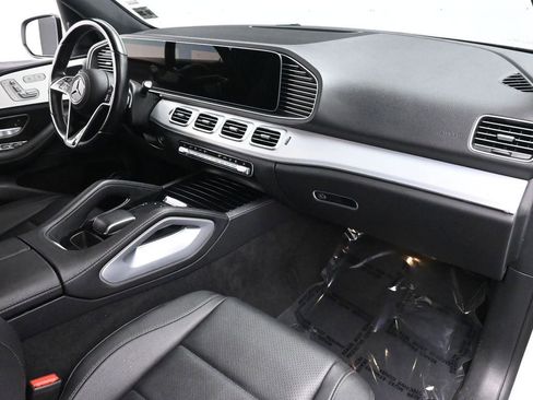 Used 2024 Mercedes-Benz GLE 450e 4MATIC image 23