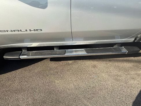 Used 2020 GMC Sierra 2500 Denali w/ Denali Ultimate Package image 13