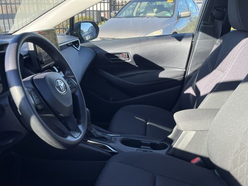 Certified 2023 Toyota Corolla LE image 5