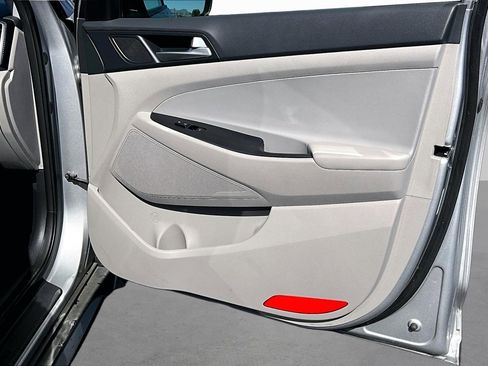 Used 2020 Hyundai Tucson SEL FWD image 17