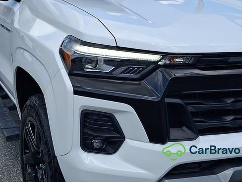 Certified 2025 Chevrolet Colorado Z71 AWD/4WD image 9