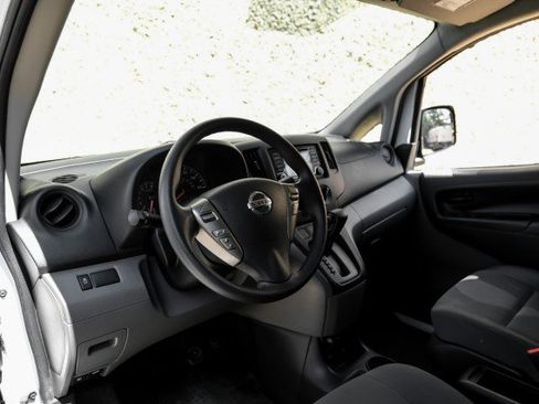 Used 2019 Nissan NV200 S w/ Cruise Control Package FWD image 2