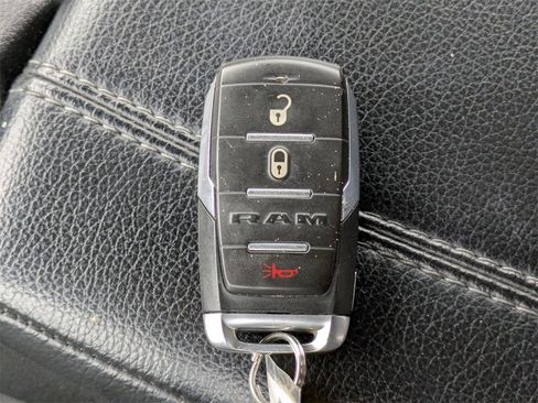 Used 2023 RAM 1500 Big Horn image 27