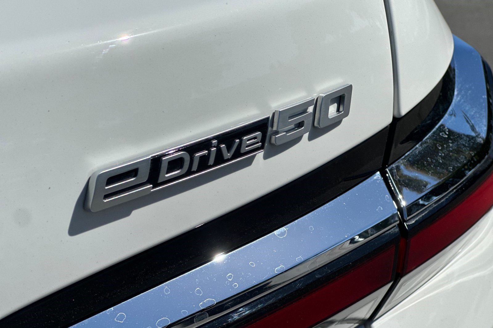 Certified 2024 BMW i7 xDrive60 RWD image 39