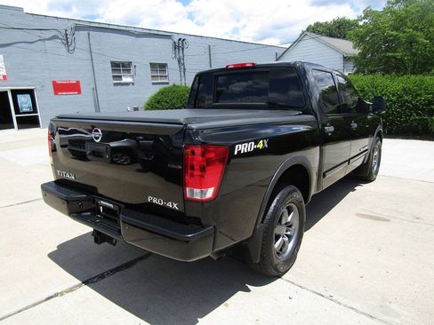 Used 2014 Nissan Titan PRO-4X AWD/4WD image 5