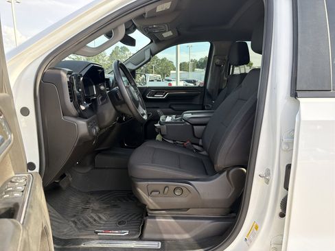 Used 2024 Chevrolet Silverado 1500 RST w/ Z71 Off-Road Package AWD/4WD image 14