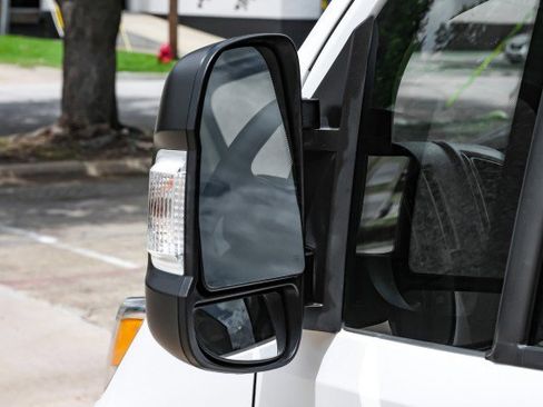 Used 2024 RAM ProMaster 2500 w/ Convenience Group FWD image 28