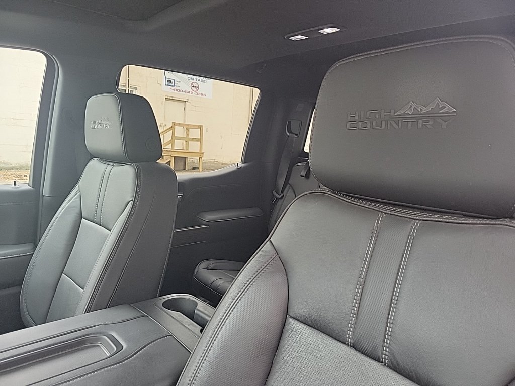 Used 2020 Chevrolet Silverado 1500 High Country AWD/4WD image 42