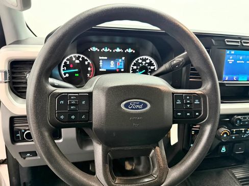 Used 2024 Ford F250 XL w/ FX4 Off-Road Package AWD/4WD image 13