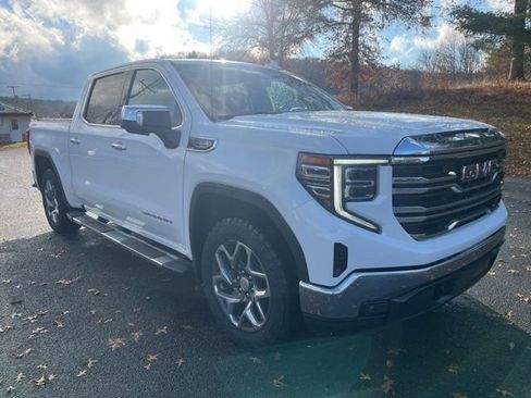 Used 2023 GMC Sierra 1500 SLT w/ SLT Premium Package image 6